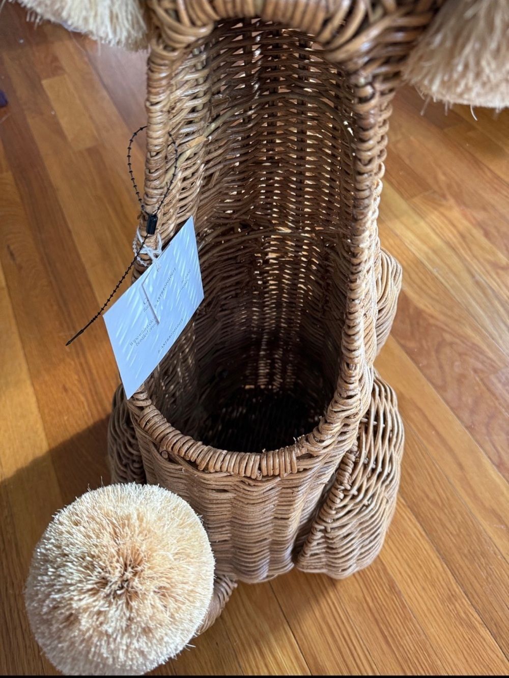 New Anthropologie Poodle Dog Woven Wicker Basket One Size - Picture 7 of 8